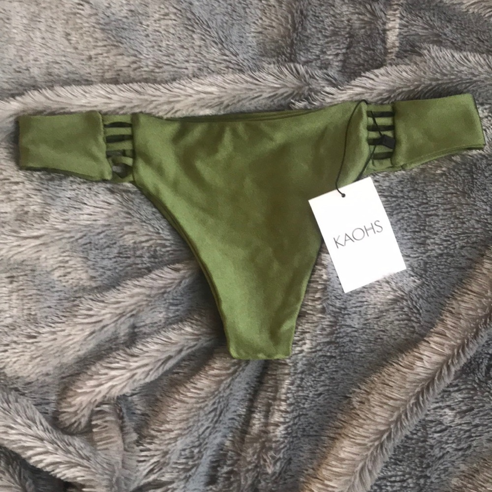NWT KAOHS MIKAL BOTTOMS